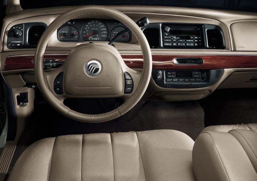 Торпедо Mercury Grand Marquis 2003 года  (фото 3 из 19)